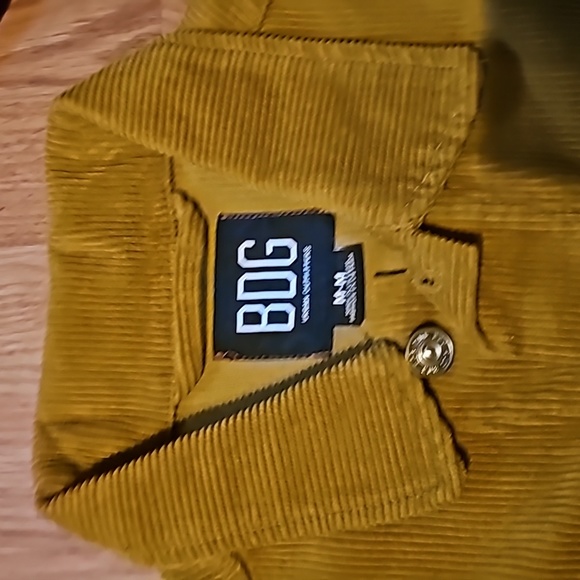 Jackets - Picture 2 of 5